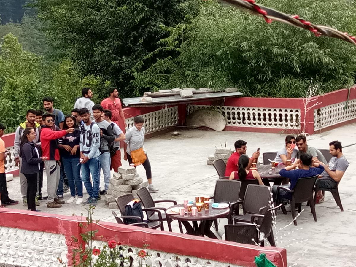 Moksha Hotel Kasol Εξωτερικό φωτογραφία